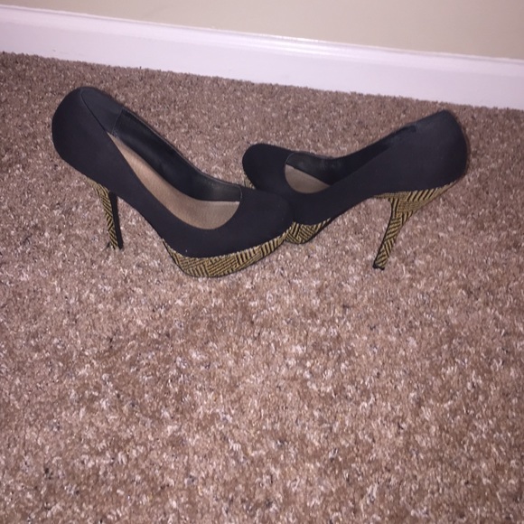 Black and Tan pumps
