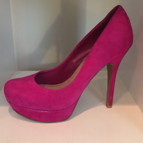 Hot pink pumps - Picture 2 of 2