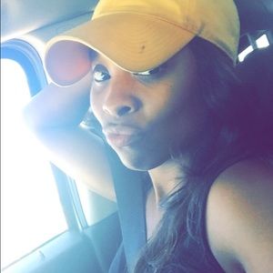 Meet your Posher, Sharene