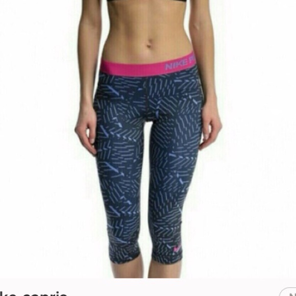 Nike capris