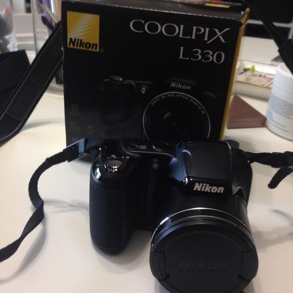 Nikon L3330
