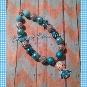Chunky bead necklace