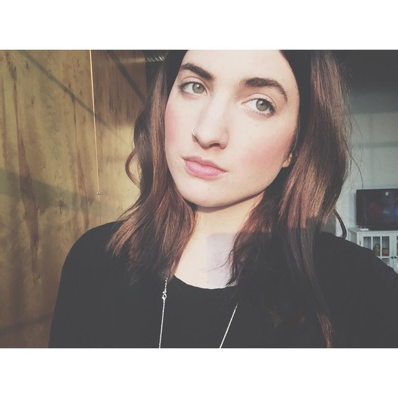 Meet your Posher, Ariel
