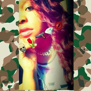 Meet your Posher, Brooke