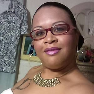 Meet your Posher, Latonya