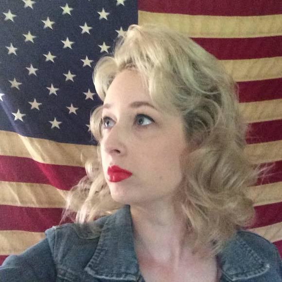 Meet your Posher, Olivia - Picture 1 of 1