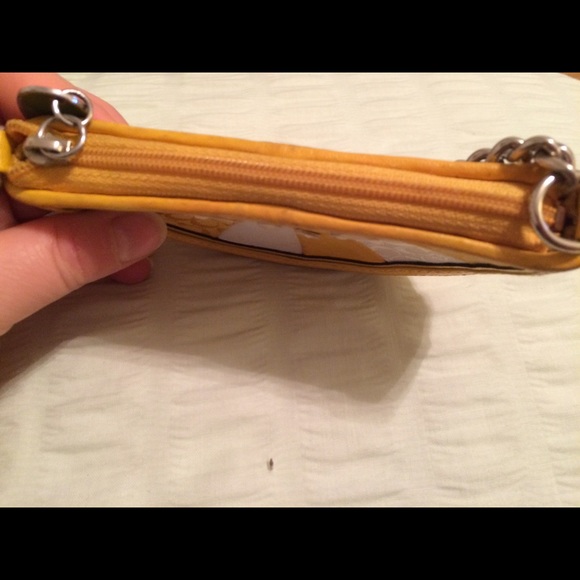 SOLD Rare Coach lemon wristlet - Picture 3 of 4