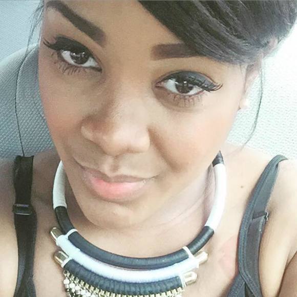 Meet your Posher, Charmaine - Picture 1 of 1