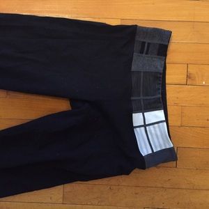 Lululemon Groove Pant size 4