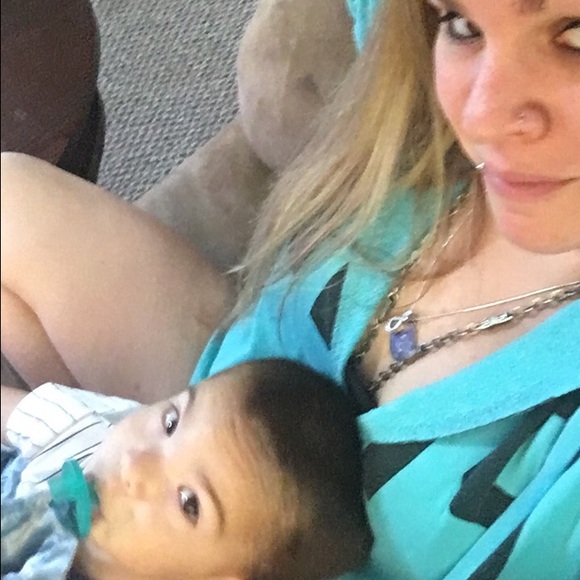 Meet your Posher, Keri - Picture 2 of 2