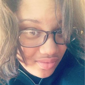 Meet your Posher, Shawna