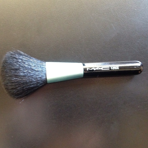 MAC 129SE Brush