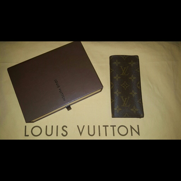🚫SOLD Louis Vuitton Sunglass case