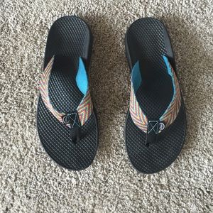Brand new pair of Chaco rainbow sandals!