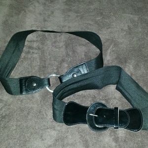 Updated pics !!!     2 Black stretch belts