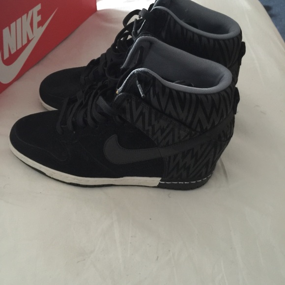 Black Nike wedges