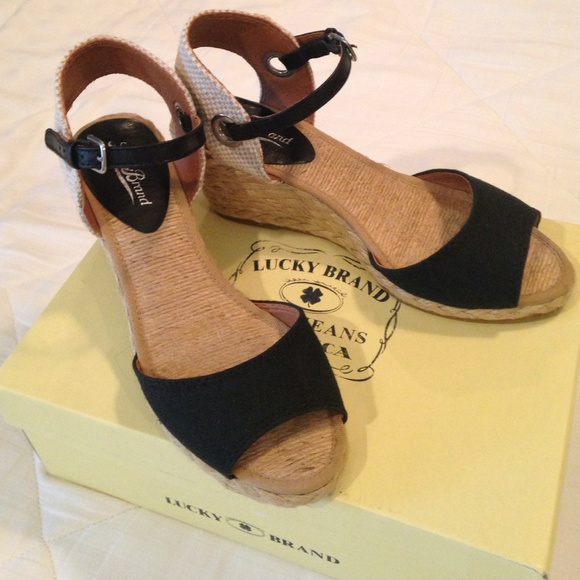 Lucky Brand shoes