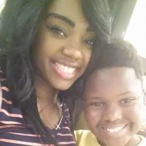 Meet your Posher, Imani