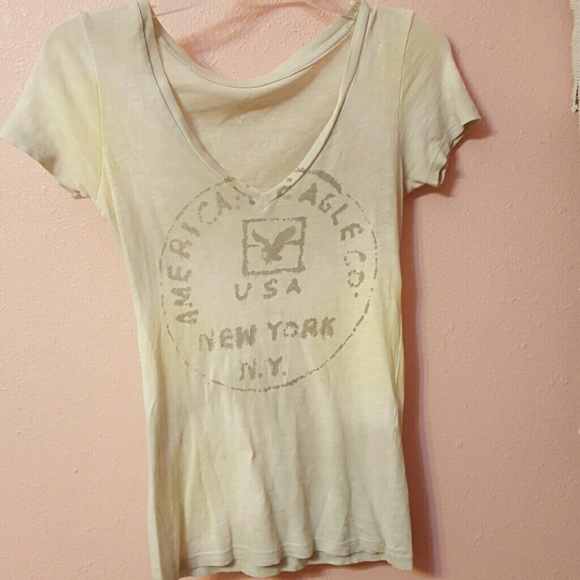 American Eagle very neck