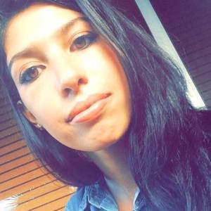 Meet your Posher, Ciara