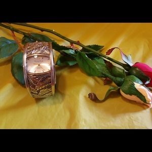 Peck & Peck Woman's Bracelet Watch