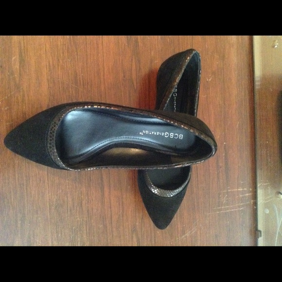BCBGeneration flats