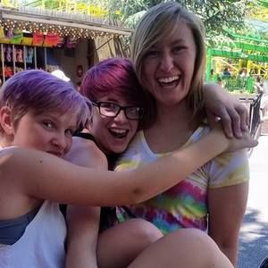 Meet your Posher, Amber