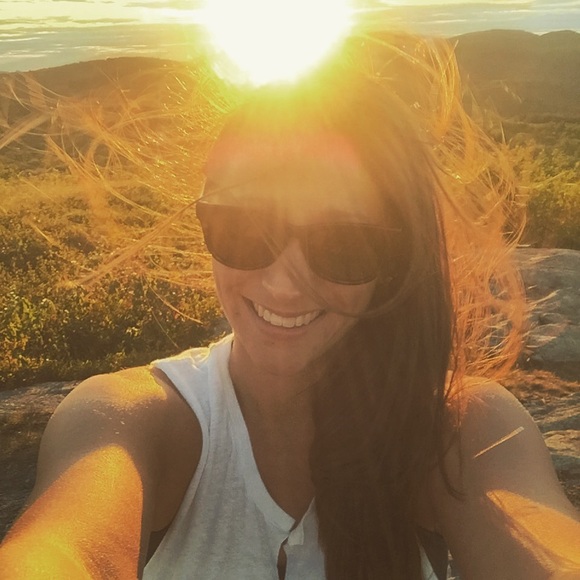 Meet your Posher, Ally - Picture 2 of 4