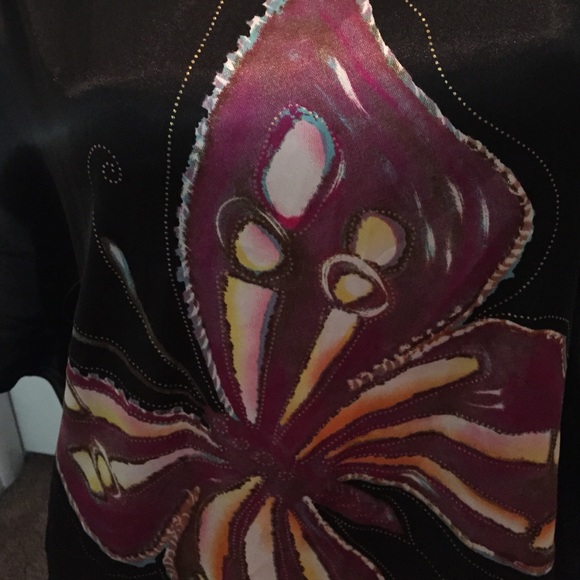 Short sleeve butterfly print top - Picture 4 of 4