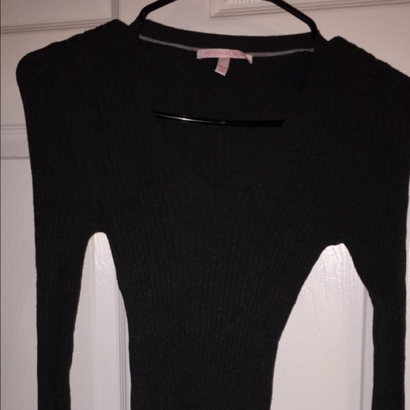 Grey sweater