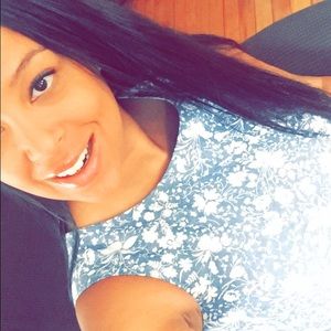 Meet your Posher, Danielle