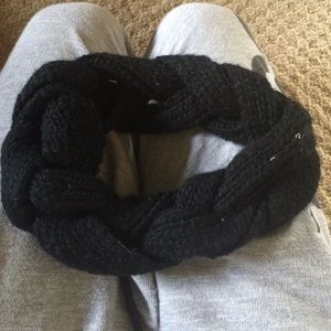 Black braided headband