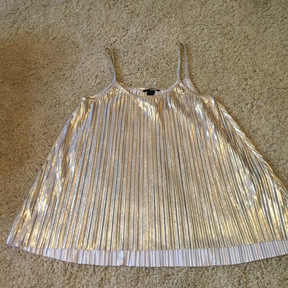 H&M metallic gold tank - Picture 1 of 2