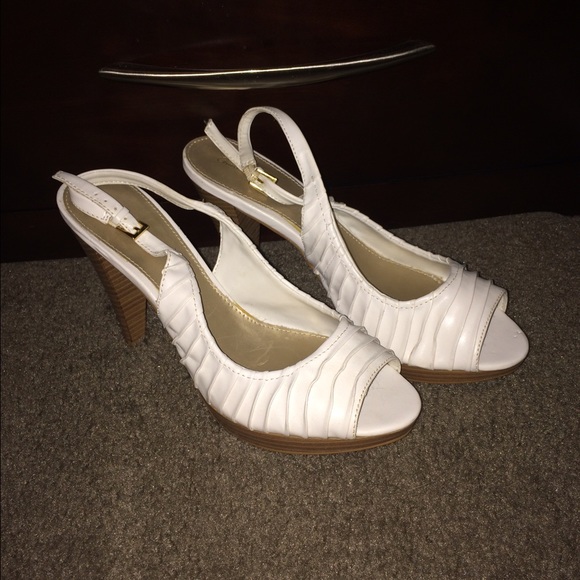 Charlotte Russe  white leather and wooden wedges