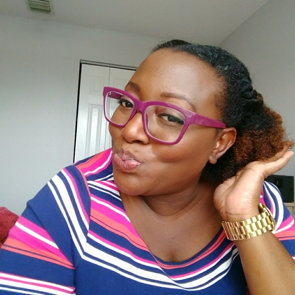 Meet Your Posher💋 - Picture 4 of 7