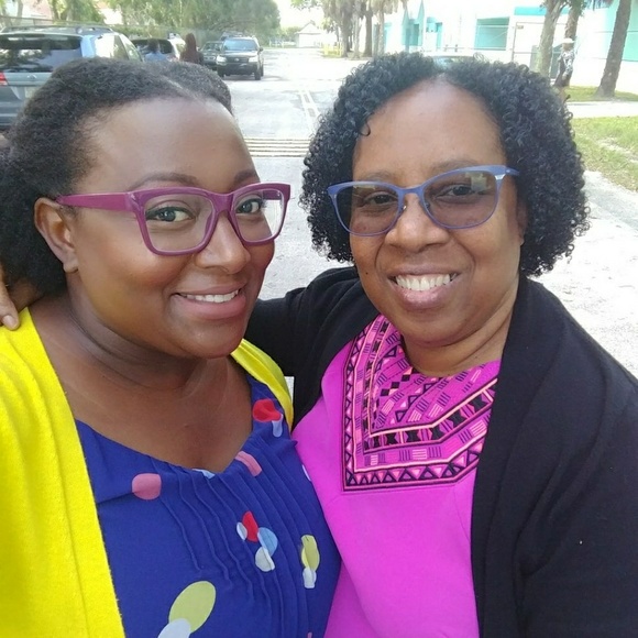 Meet Your Posher💋 - Picture 2 of 7