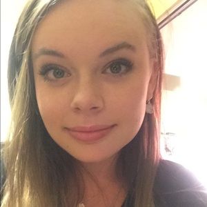 Meet your Posher, Elsa