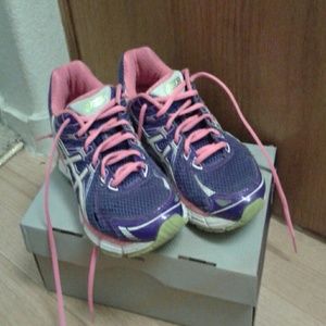 ASICS RUNNING SHOES