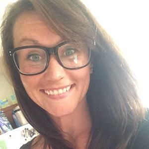 Meet your Posher, Caitlin