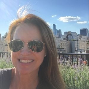 Meet your Posher, Eva