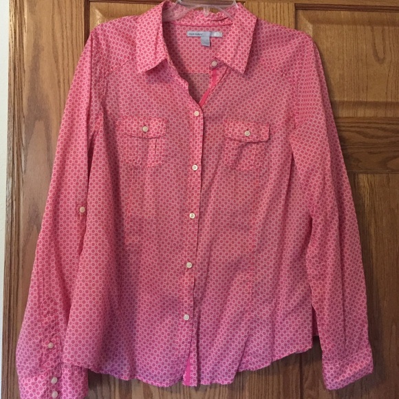 Old navy button down shirt