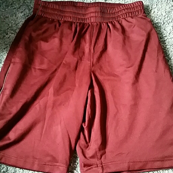 Maroon shorts with pockets  worn a good bunch