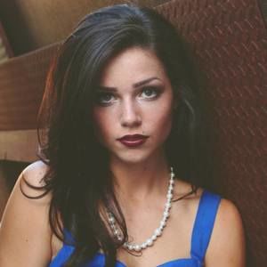 Meet your Posher, Rebecca