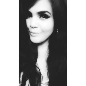 Meet your Posher, Roxanne