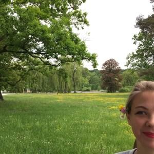 Meet your Posher, Claire