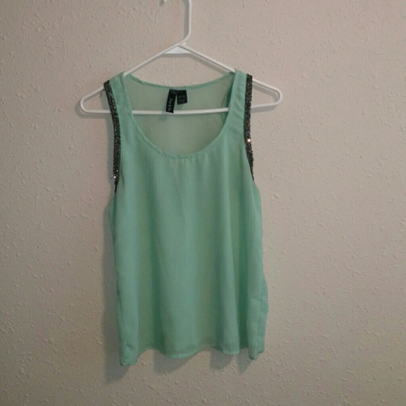 Beaded tank
