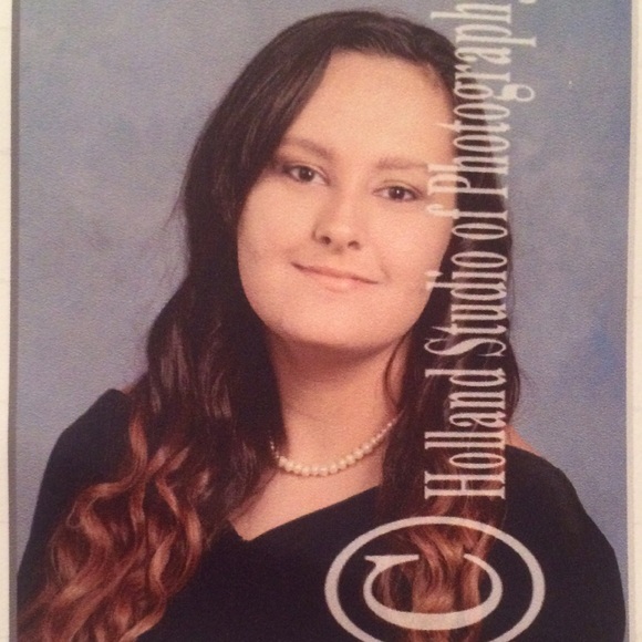 Meet your Posher, Gillian - Picture 1 of 1