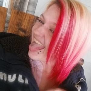 Meet your Posher, Destiny