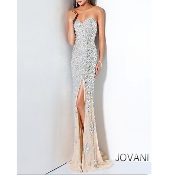 Jovani Dresses & Skirts - Long sleeveless prom or pageant gown