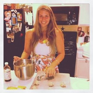 Meet your Posher, Alexandra